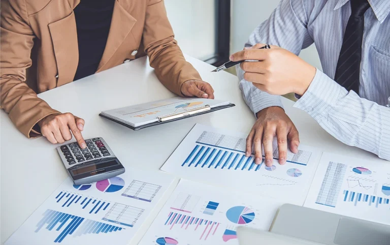Cara ERP Mempercepat Laporan Keuangan Perusahaan hingga 80%